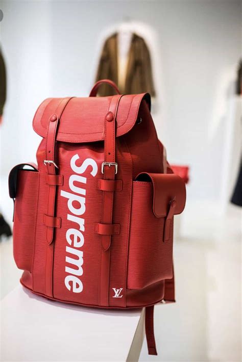 supreme x counterfeit backpacks.